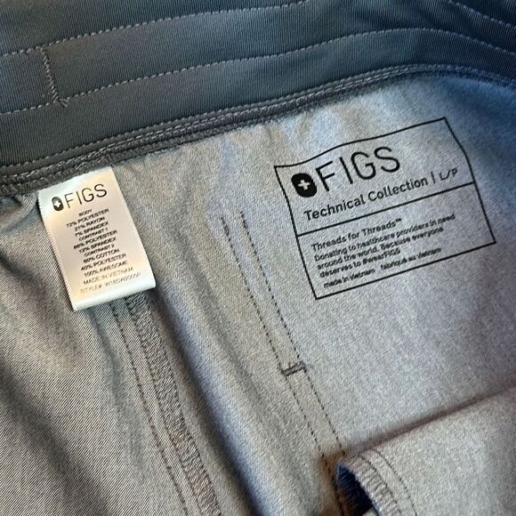 FIGS Zamora Jogger Scrub Pants - Picture 3 of 6